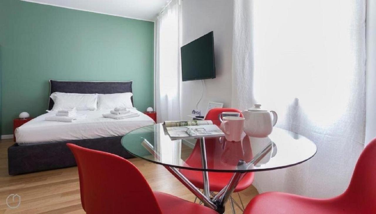Navigli Suites - Tornatore Milan Bagian luar foto