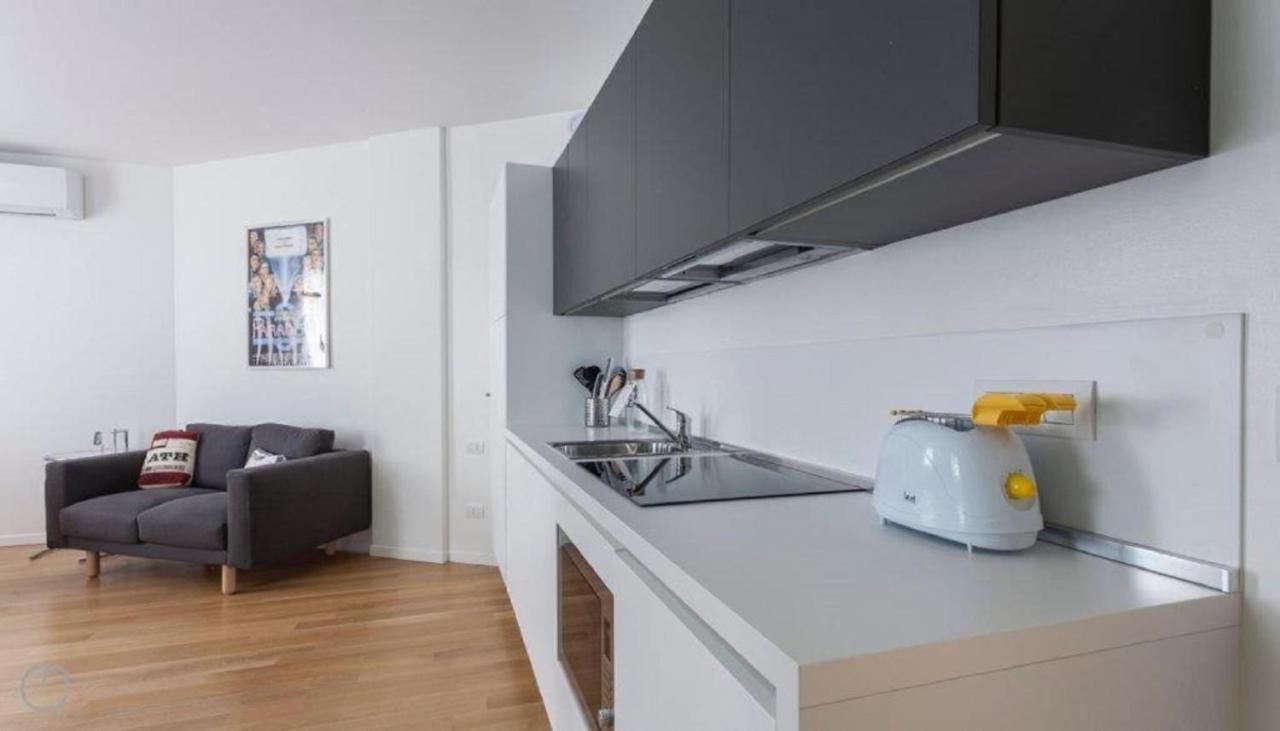 Navigli Suites - Tornatore Milan Bagian luar foto